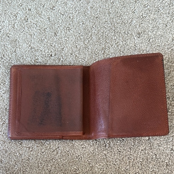 Louis Vuitton Monogram Black and Brown Card Holder - Picture 4 of 8